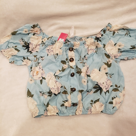 Floral Crop top - Picture 2 of 2